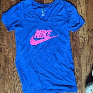 nike tee